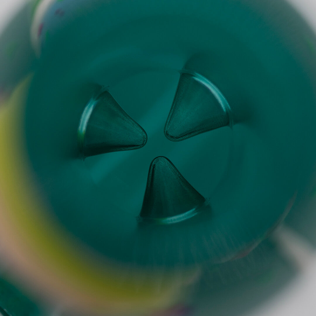 Aqua Bong with Yellow Lafufu - Glass Bong