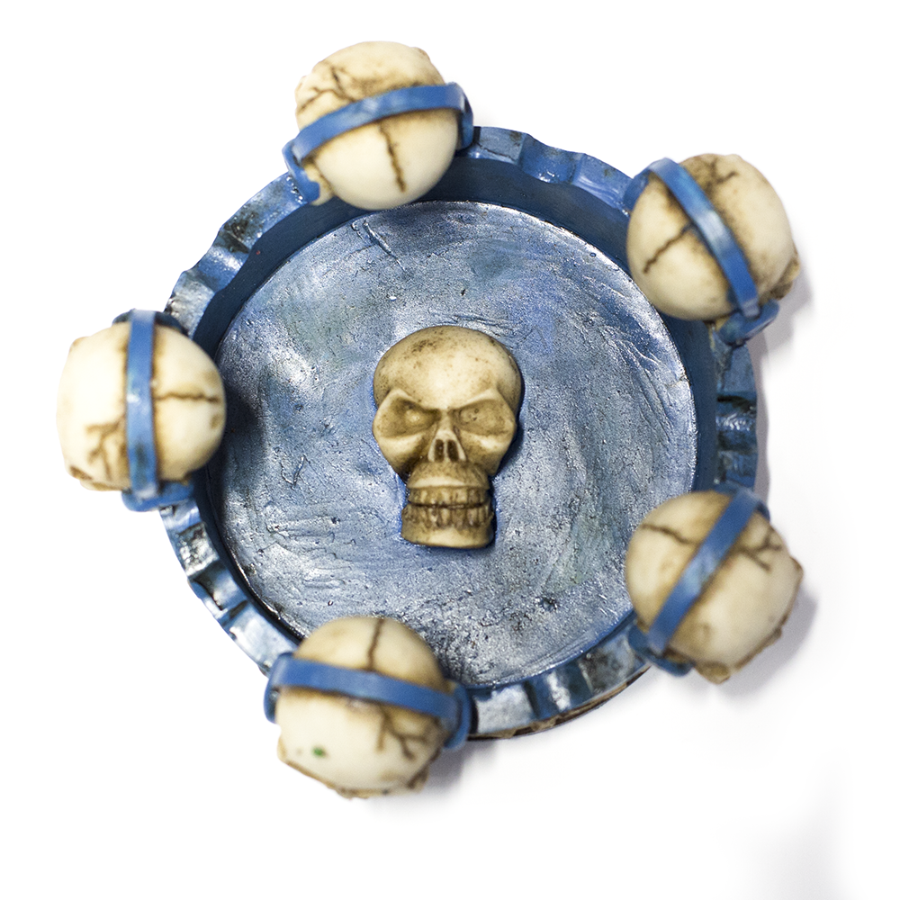 ASHTRAY - SKULLS W/ BLUE/BLACK BASE The Bong Shop