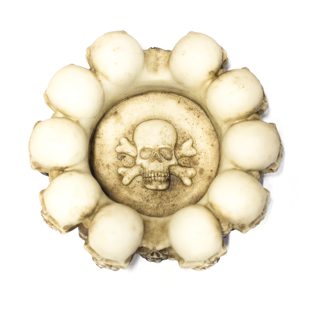 ASHTRAY - WHITE SKULLS The Bong Shop