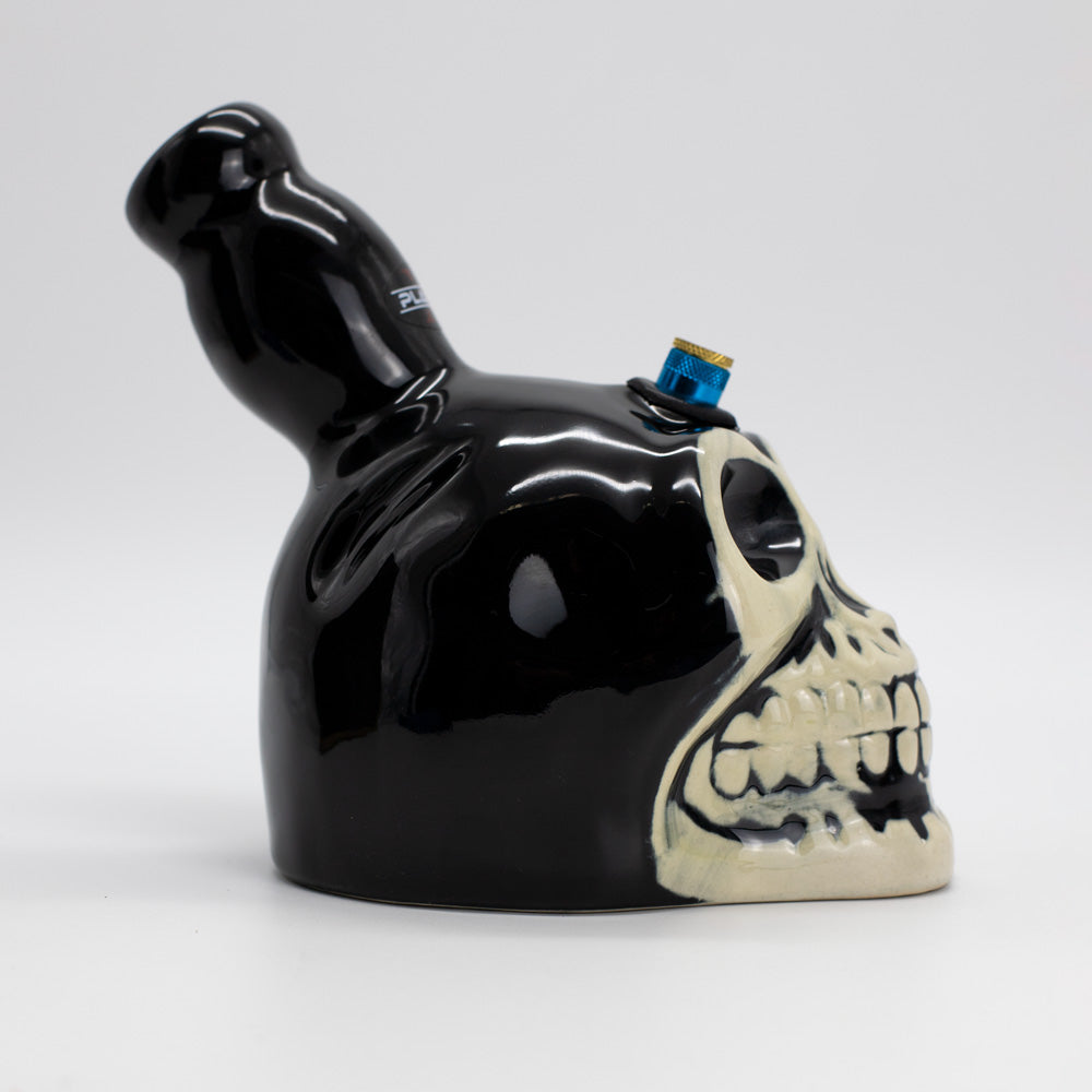 Black Neck Skull Ceramic Bong Planet X