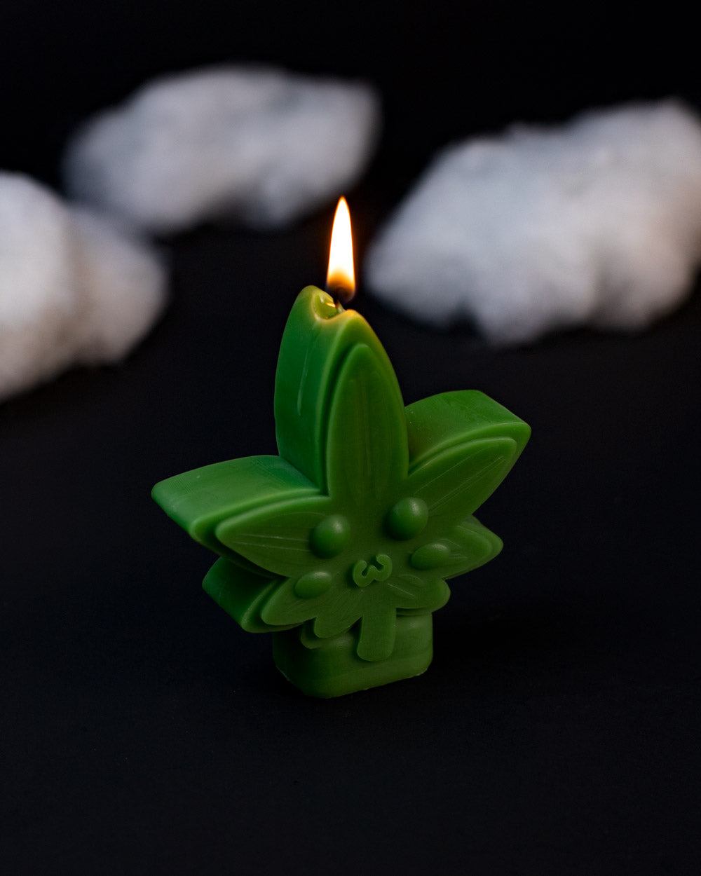 MR CUTE LEAF CANDLE Wake 'n' Bake