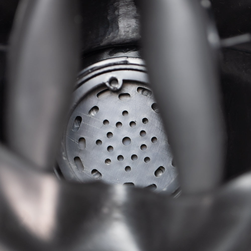 Gas Mask Bong - Predator The Bong Shop