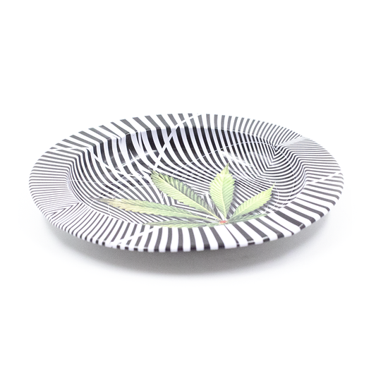 ASHTRAY - METAL ILLUSION W/GREEN LEAF The Bong Shop