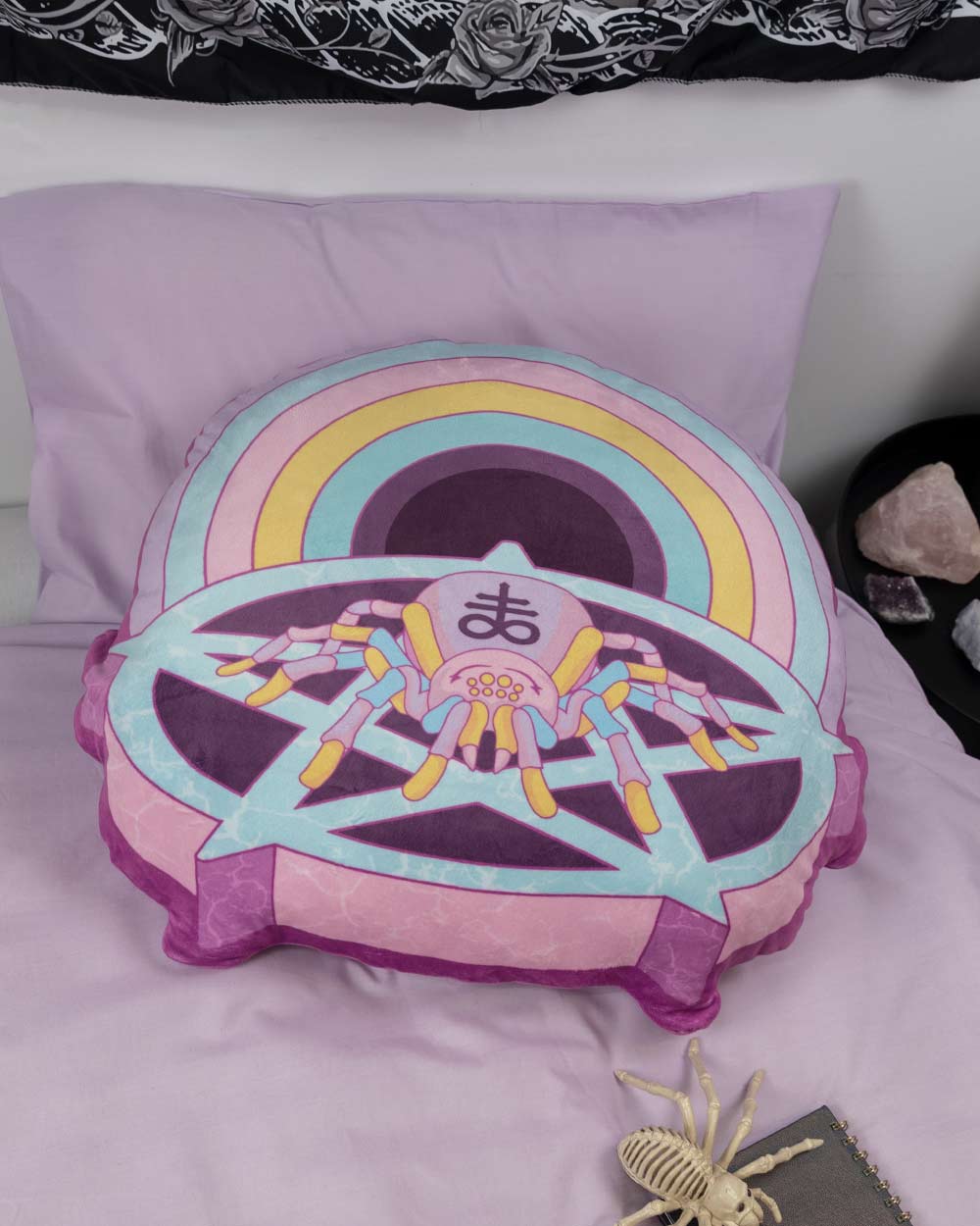 PILLOW - SPIDERGRAM 60cm WAKE N BAKE Wake 'n' Bake