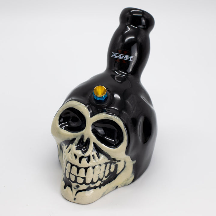 Black Neck Skull Ceramic Bong Planet X
