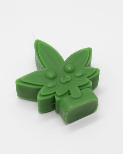 MR CUTE LEAF CANDLE Wake 'n' Bake