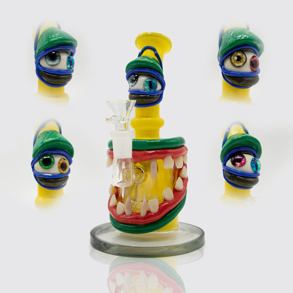 Toothy Mctooth Face Glass Bong - Yellow (2 Eyes Assorted) Planet X